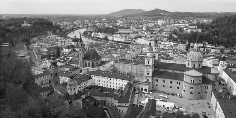 XC03在智慧社区养老中的应用：一站式解决老年人信息查询与政务指南难题